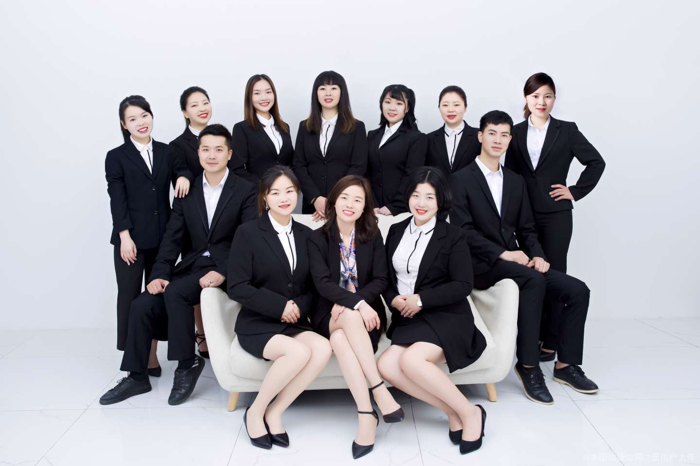 澳斯特商務(wù)信息咨詢 專注經(jīng)濟(jì)信息，賦能企業(yè)決策